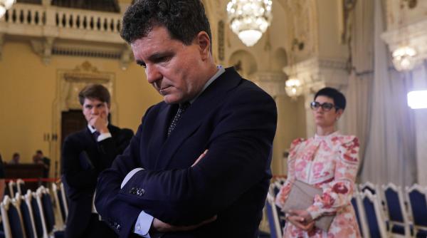 Nicușor Dan și liderii Coaliției nu se înțeleg pe propunerile pentru SIE și SRI. Președintele: „Nu ne permitem să facem jocuri”