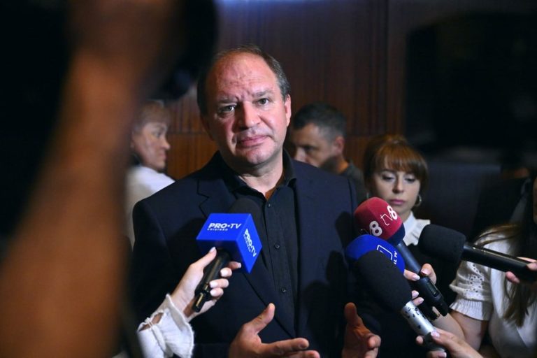 Foto reprezentând edilul chișinăului interzis - Știri România