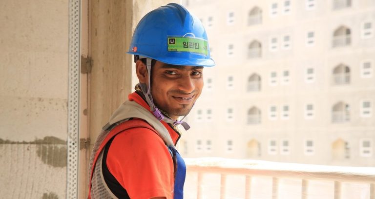 Vizual pentru experiențele românilor imigranții pe Top10stiri.ro