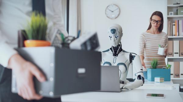 Inteligența artificială ar fi dus deja la o scădere de 13% a locurilor de muncă pentru tineri