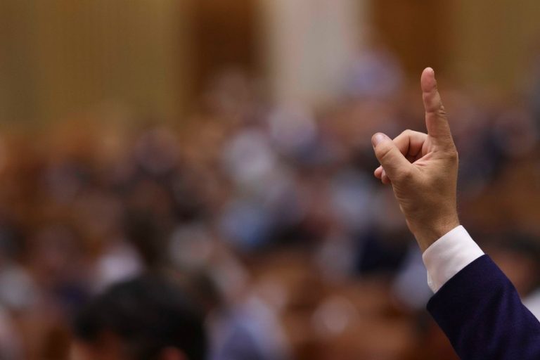 Vizual pentru chimia nebunilor politică pe Top10stiri.ro