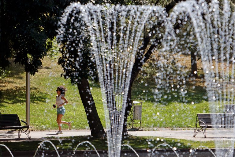 canicula revine sudul - Imagine ilustrativă