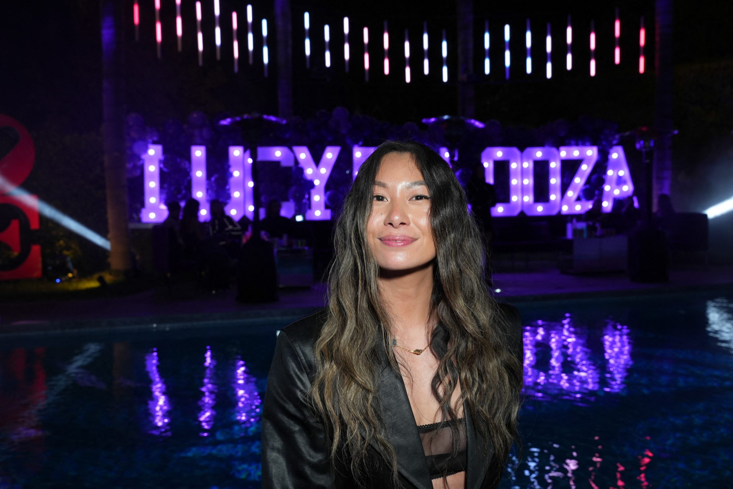 Povestea lui Lucy Guo, cea mai tânără miliardară din lume care a pornit de la zero. Cum a făcut primii bani, în copilărie