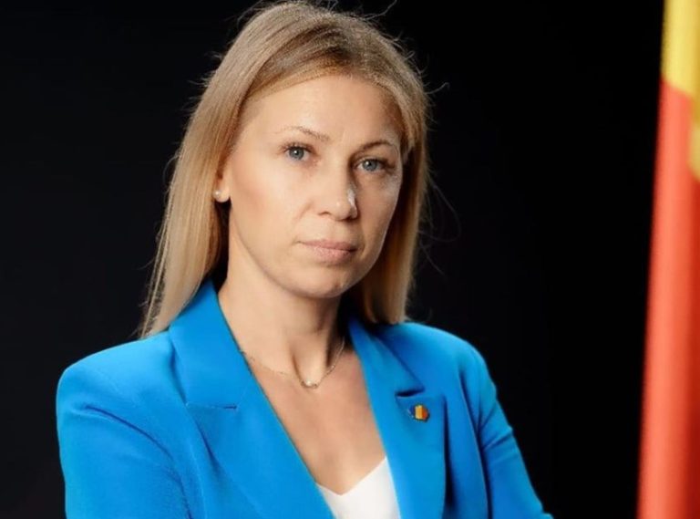 Imagine despre deputatul românia raisa - Top10stiri.ro