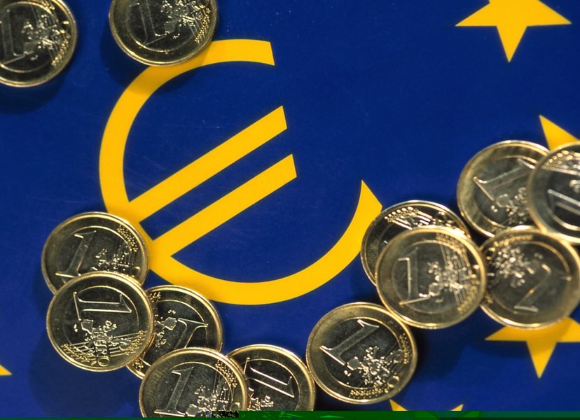 E oficial. Bonusuri de performanță mai mici pentru bugetarii care gestionează fonduri europene