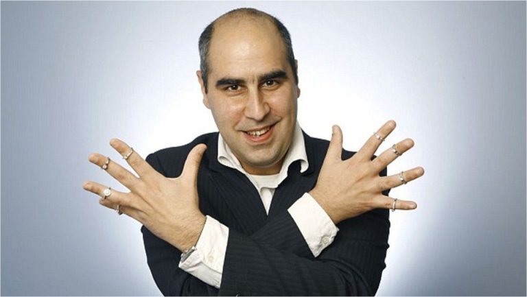 Imagine despre negustor diamante comis - Top10stiri.ro