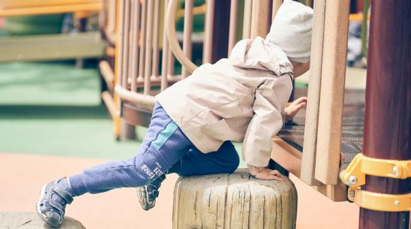Cum a murit băiețelul de un an la „creșa” din Timișoara: Educatoarea a fost reținută. Surse: A observat după o oră că lipsea copilul