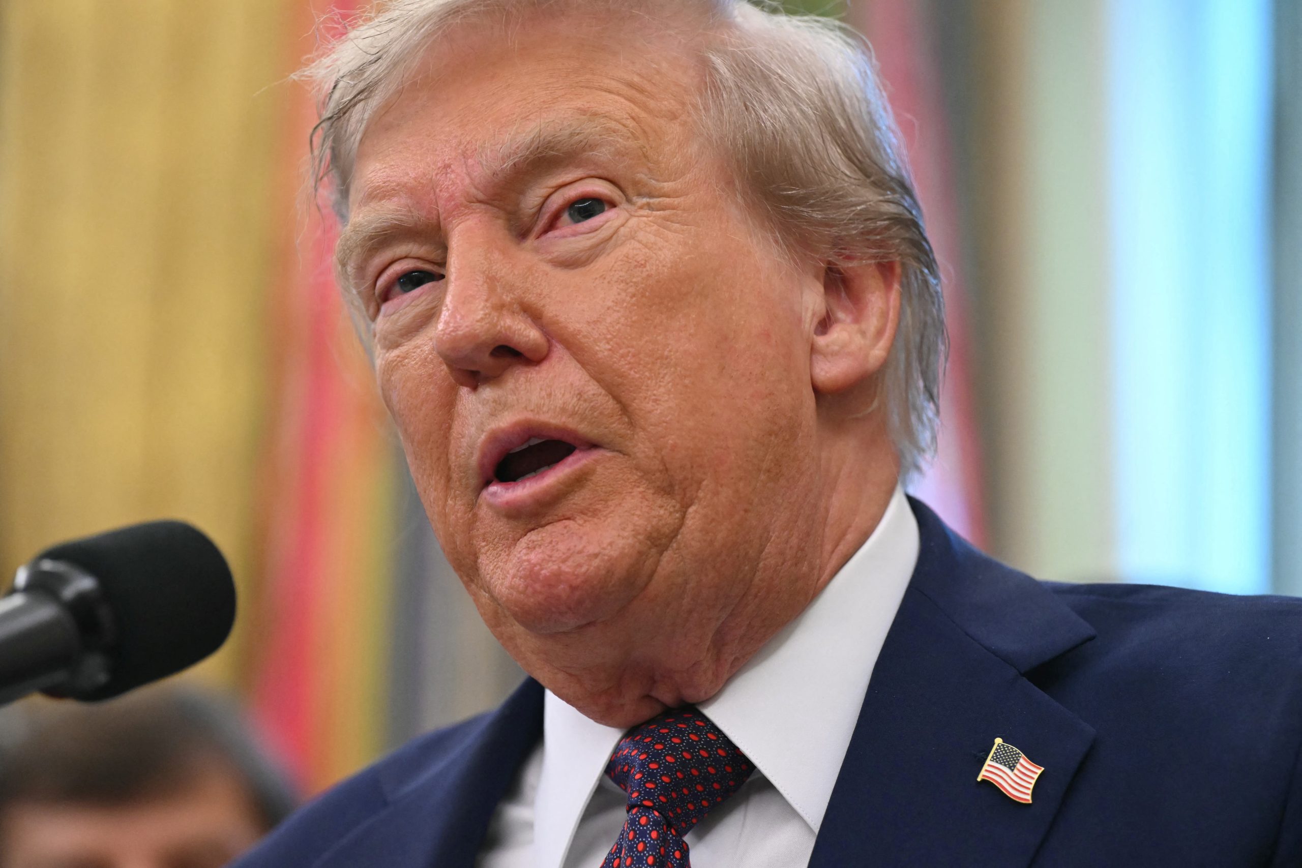 Foto reprezentând donald trump foarte - Știri România