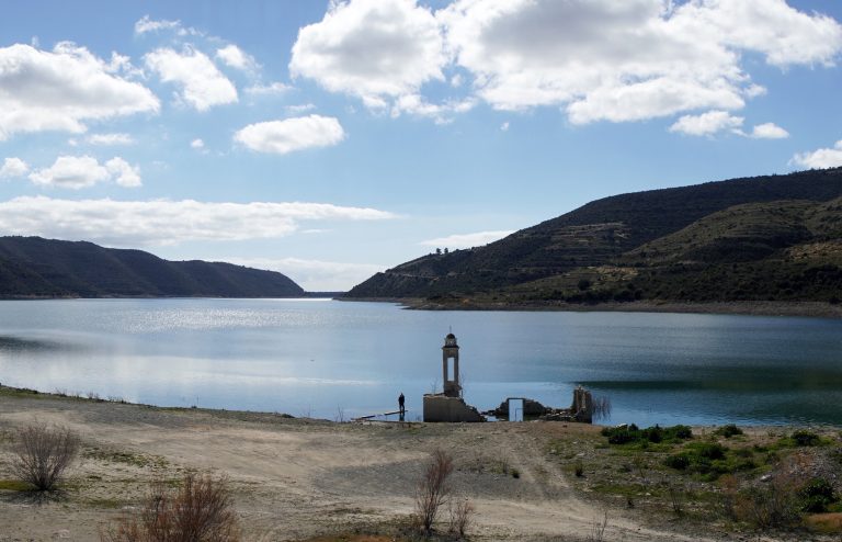 Vizual pentru încearcă salveze deșertificare pe Top10stiri.ro