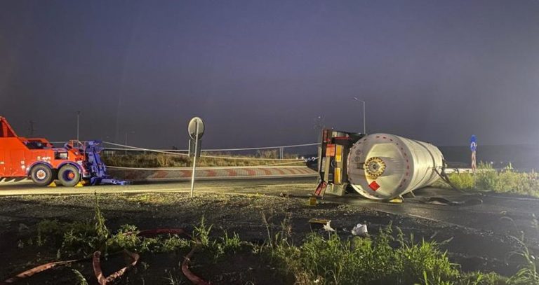 Vizual pentru cisterna metan răsturnată pe Top10stiri.ro