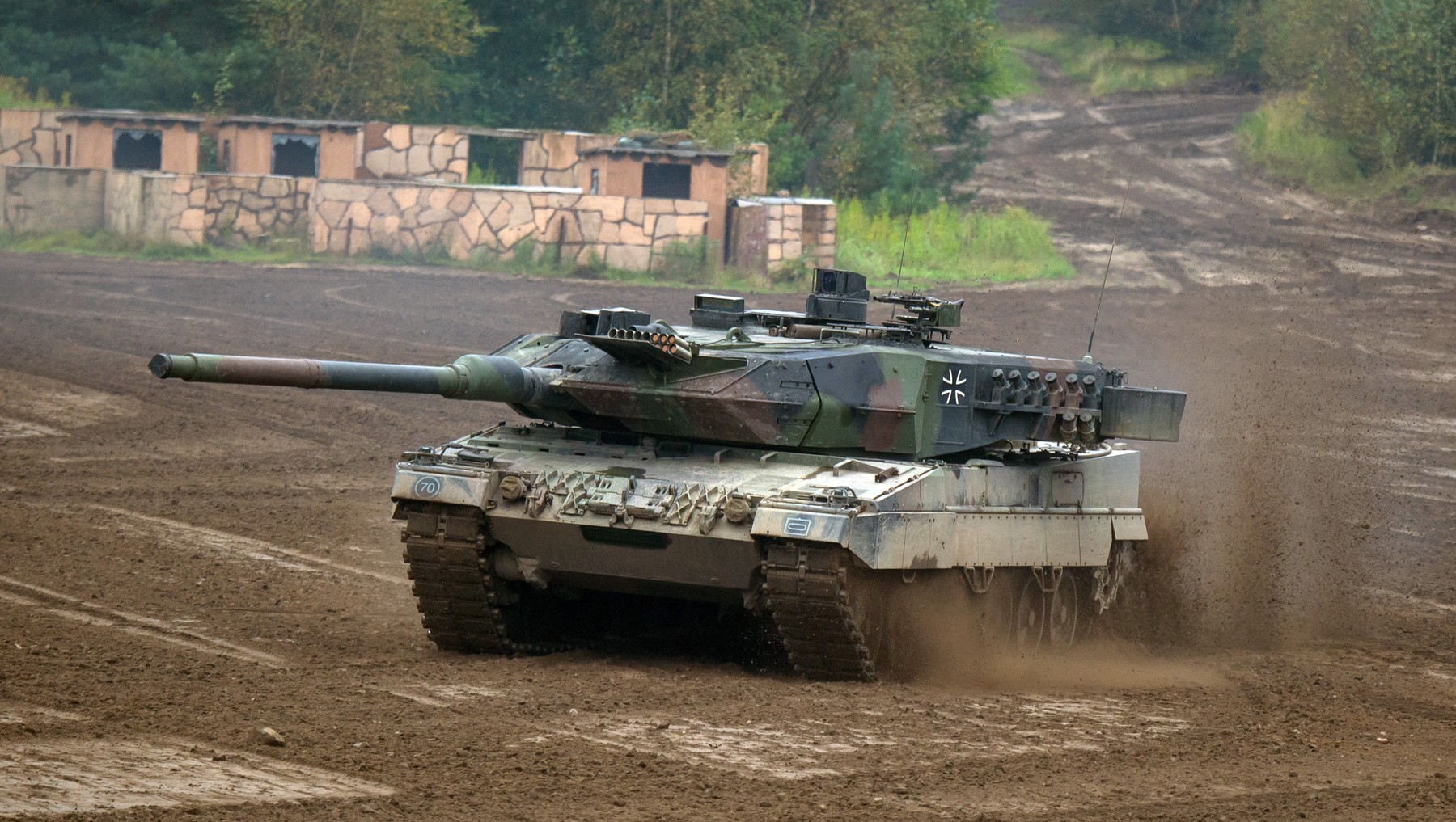 Cehia se va înarma cu 44 de tancuri Leopard 2A8, proiectate să fie cele mai moderne din Europa