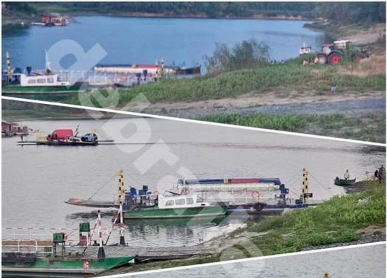 Foto reprezentând afla camion scufundat - Știri România