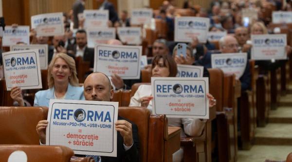AUR a depus patru moțiuni de cenzură împotriva Guvernului Bolojan