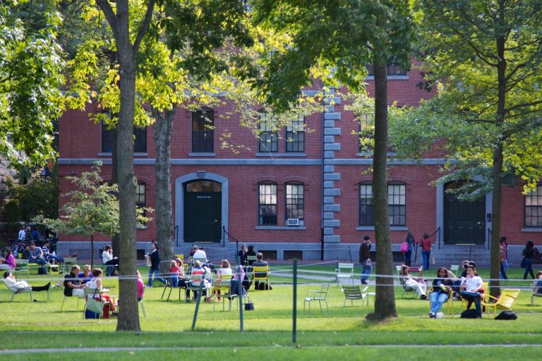 Foto reprezentând administrația trump comparată - Știri România