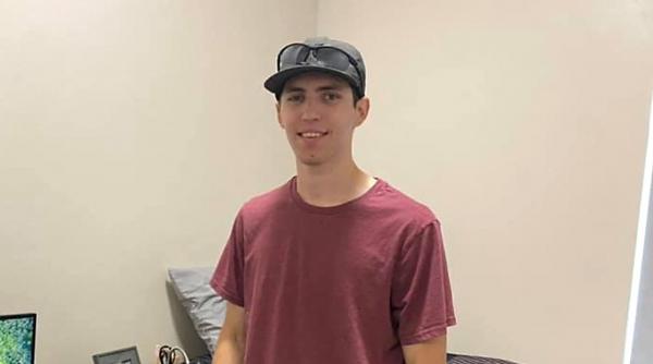 Tyler Robinson este mormon. Ce le-a spus anchetatorilor de la FBI tatăl băiatului suspectat că l-a ucis pe Charlie Kirk