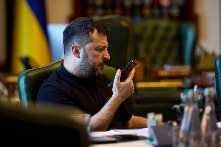 Reacția lui Zelenski după ce o dronă rusească a pătruns pe teritoriul României. Liderul de la Kiev cere măsuri preventive pentru apărarea României și a flancului estic