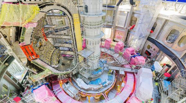 Cel mai mare proiect din istoria omenirii intră în faza decisivă: speranța de a recrea puterea stelelor pe Pământ