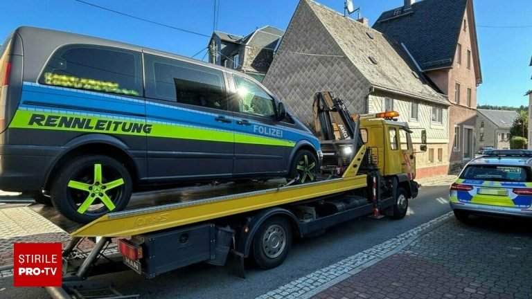 bărbat tunat duba - Imagine ilustrativă