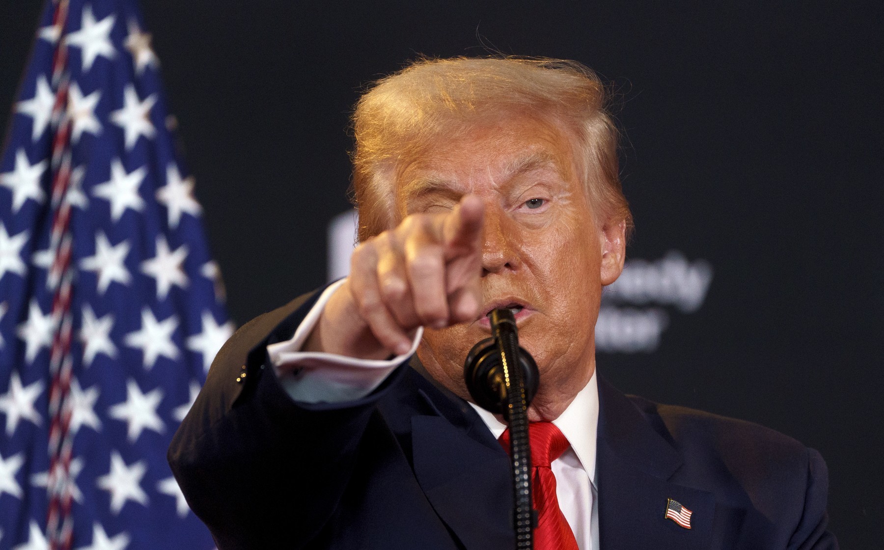 Donald Trump anunță distrugerea unei a treia ambarcațiuni venezuelene: „Nu mai trimiteți droguri în Statele Unite”