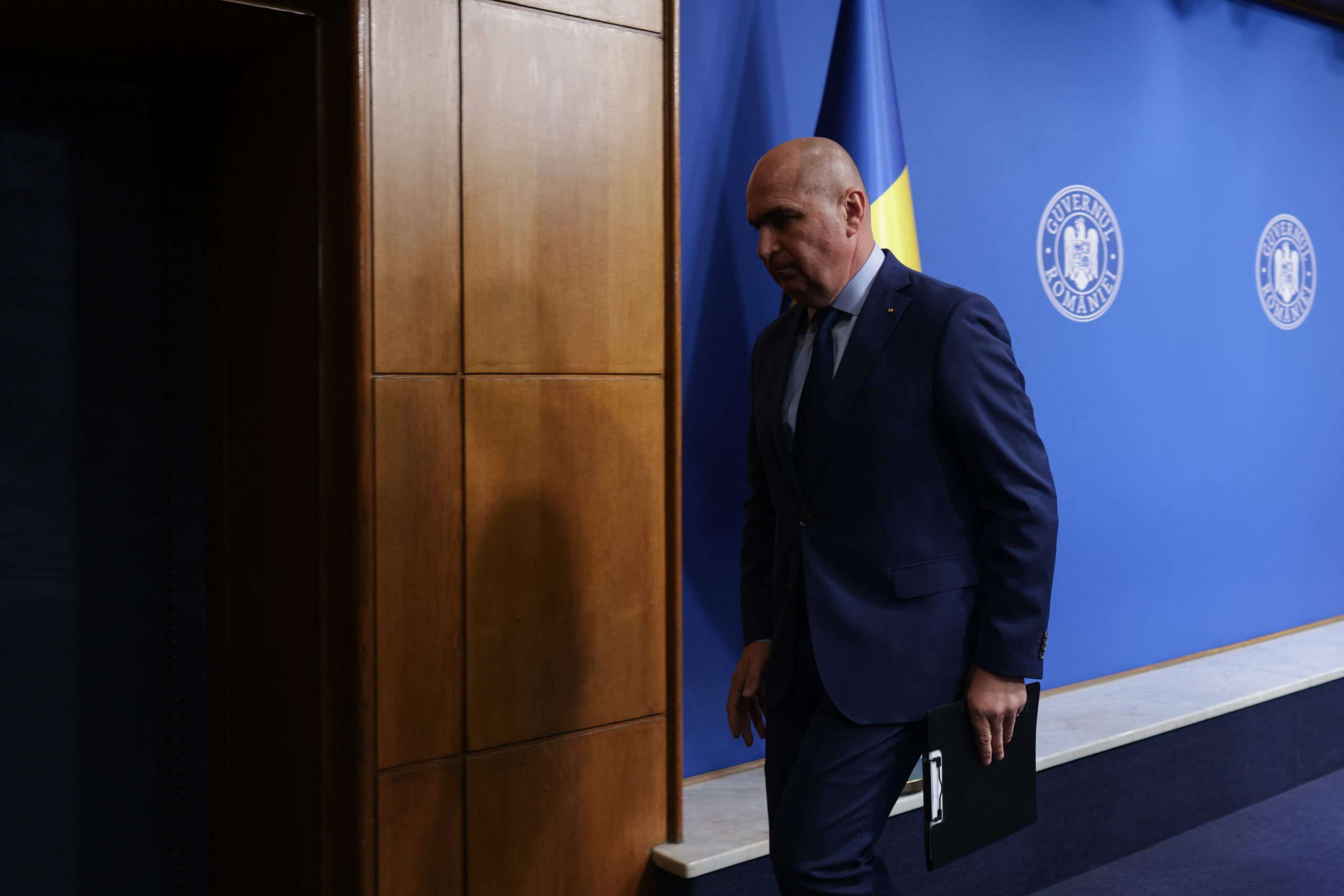 Răspunsul lui Ilie Bolojan, întrebat dacă are demisia „scrisă pe masă” sau o folosește ca formă de presiune