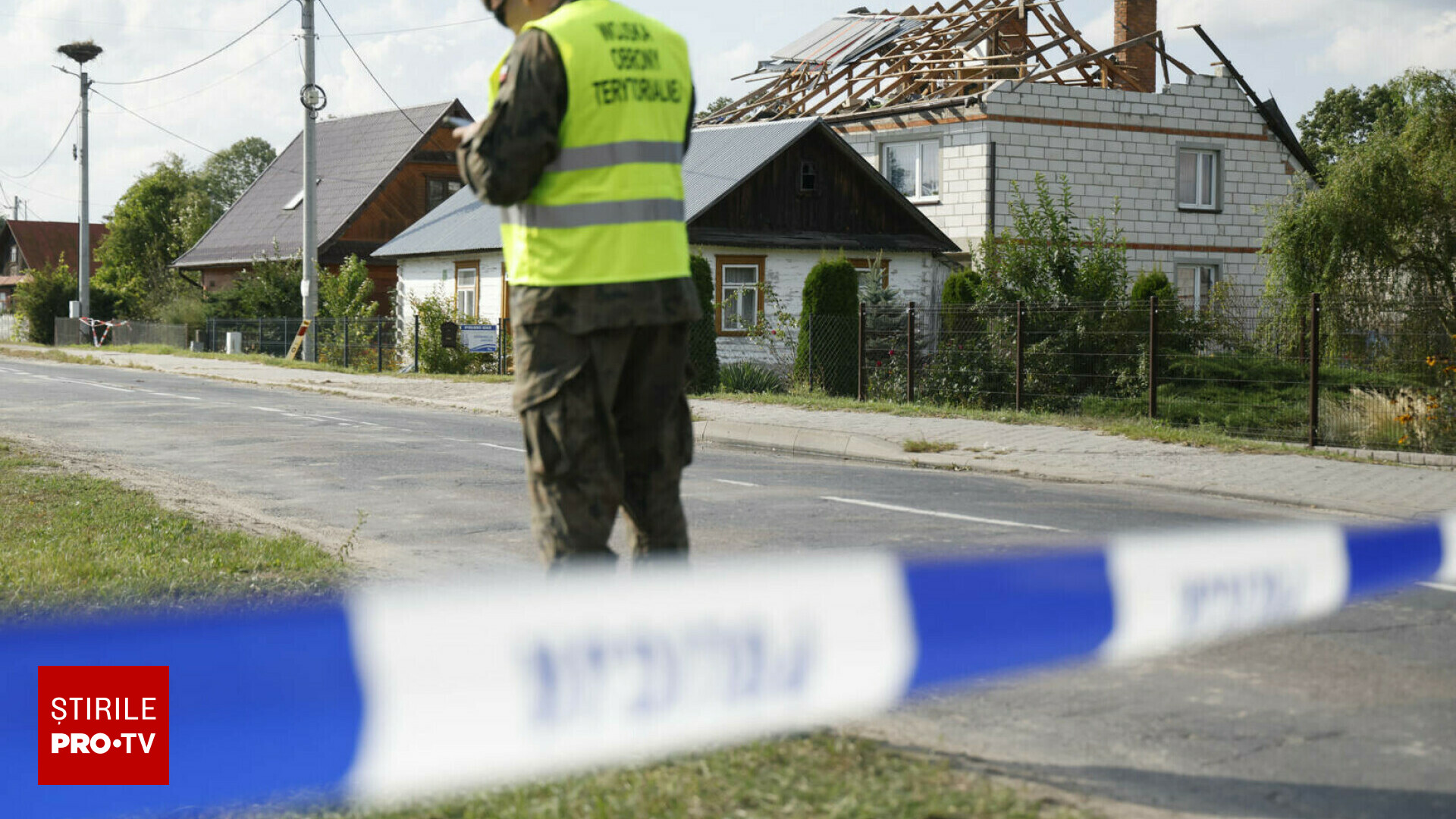 Casa avariată din Polonia ar fi fost lovită de o rachetă a unui F-16. Președintele Nawrocki a cerut explicații Guvernului