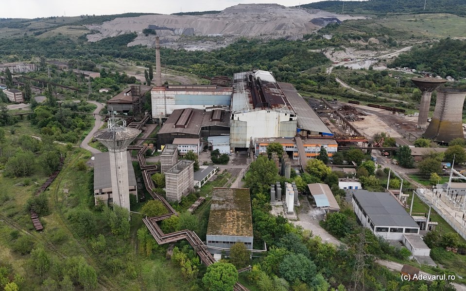 ajunge combinatul siderugic - Imagine ilustrativă