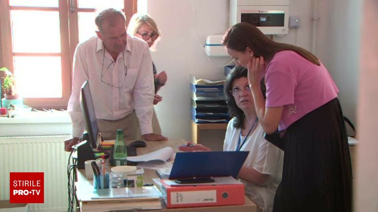 cât plătim lunar - Imagine ilustrativă