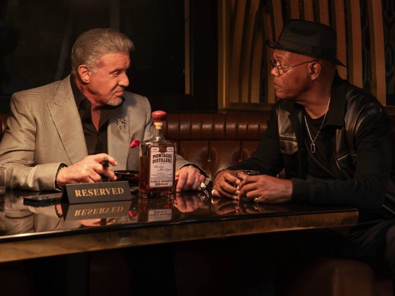 Foto reprezentând tulsa king serialul - Știri România