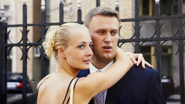 Vizual pentru văduva navalnîi susține pe Top10stiri.ro