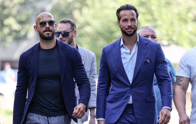 Vizual pentru bărbat prins armă pe Top10stiri.ro