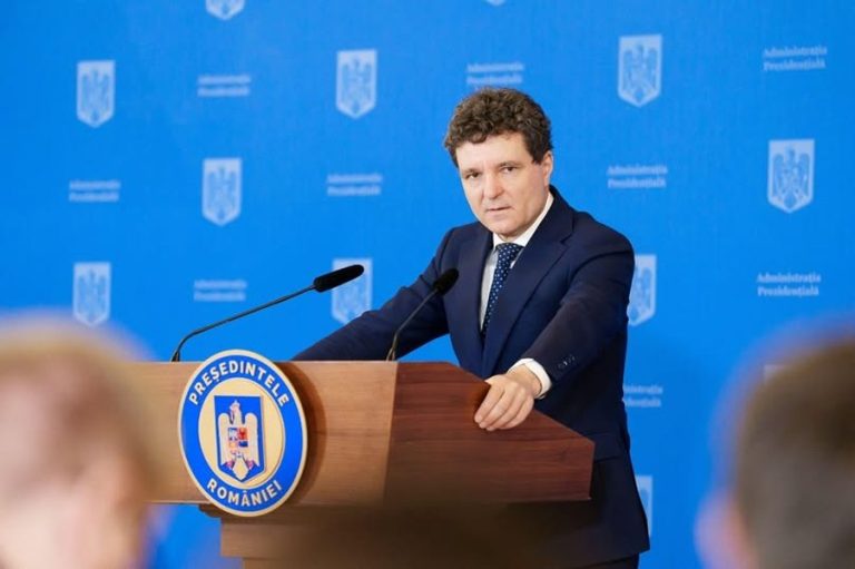 Vizual pentru cine bănuiește nicușor pe Top10stiri.ro