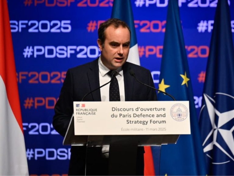 Imagine despre sébastien lecornu își - Top10stiri.ro