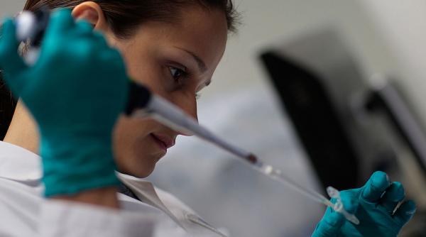 Vizual pentru realizat super vaccin pe Top10stiri.ro