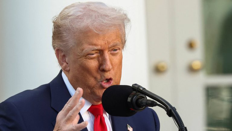 Imagine despre donald trump undă - Top10stiri.ro