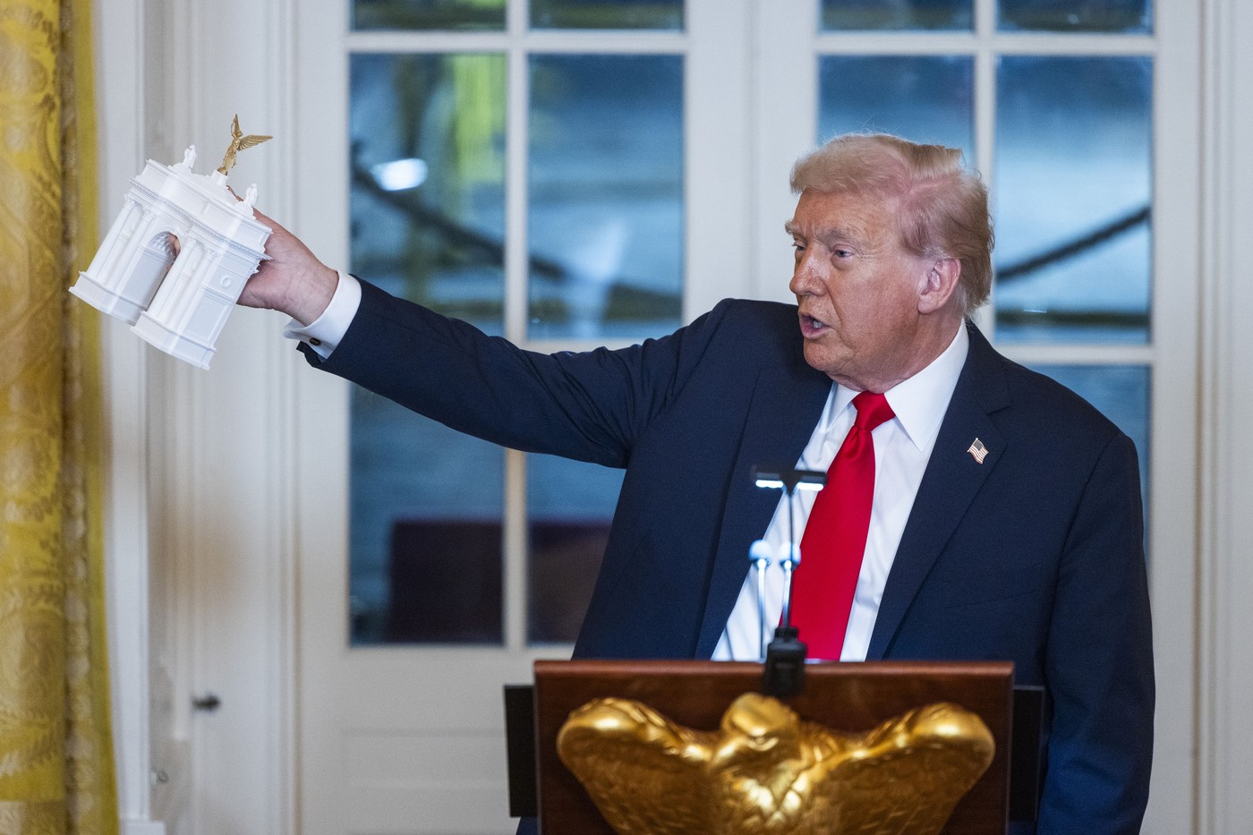 Imagine despre trump vrea ridice - Top10stiri.ro