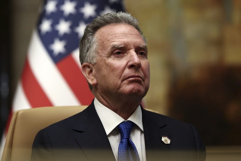 video emisarul orientul - Imagine ilustrativă