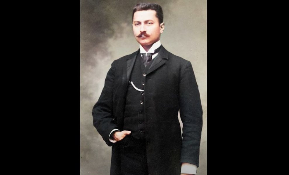 Foto reprezentând bogați români tuturor - Știri România