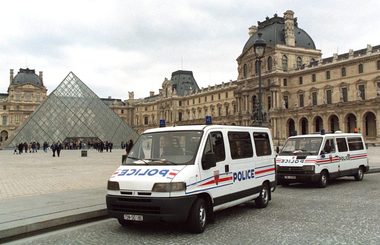 Vizual pentru parte colecția bijuterii pe Top10stiri.ro