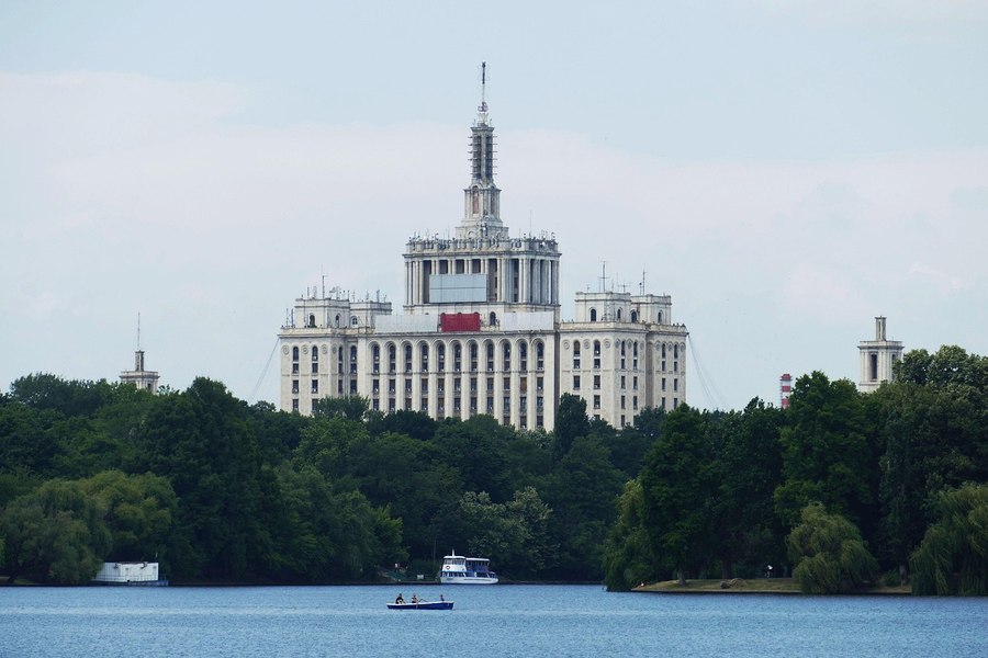 Imagine despre casa scânteii mega - Top10stiri.ro