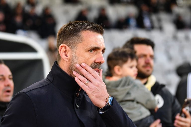 Foto reprezentând superliga victorie muncită - Știri România