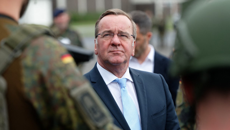 Vizual pentru ministrul german apărării pe Top10stiri.ro