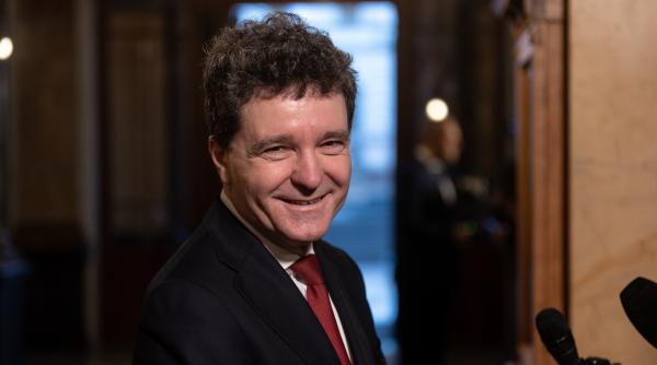 Imagine despre nicușor oamenii aleși - Top10stiri.ro