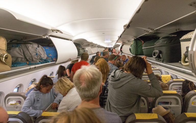 Foto reprezentând gest macabru bordul - Știri România