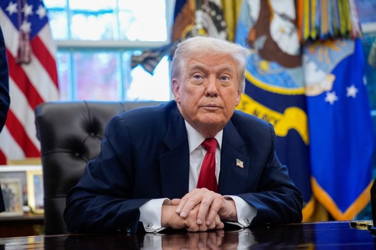 trump interzice intrarea - Imagine ilustrativă