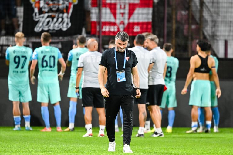 Imagine despre laude tehnicianul superliga - Top10stiri.ro