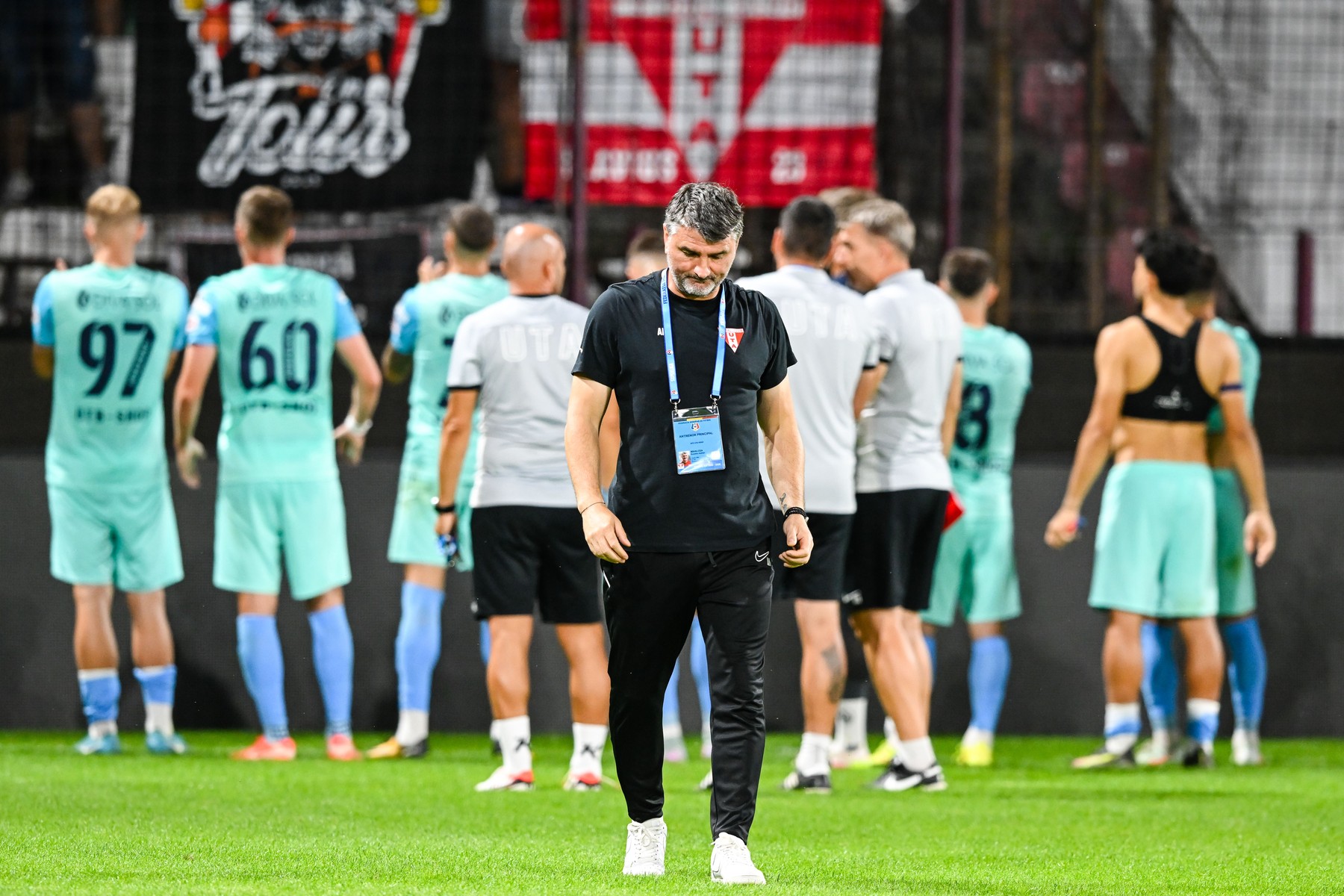 Imagine despre laude tehnicianul superliga - Top10stiri.ro