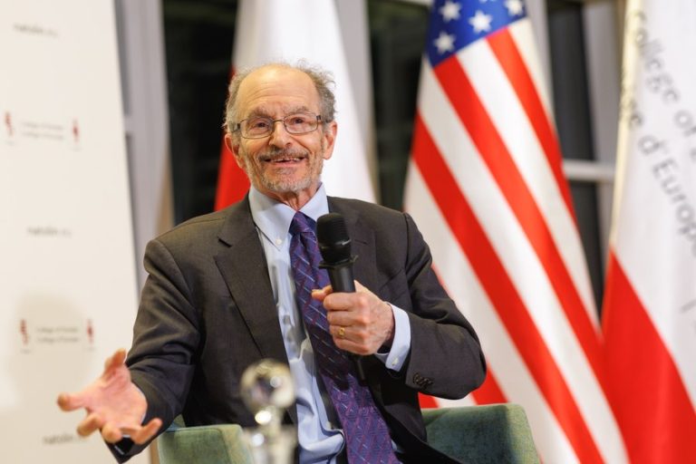 Vizual pentru faceți putin obstacolul pe Top10stiri.ro