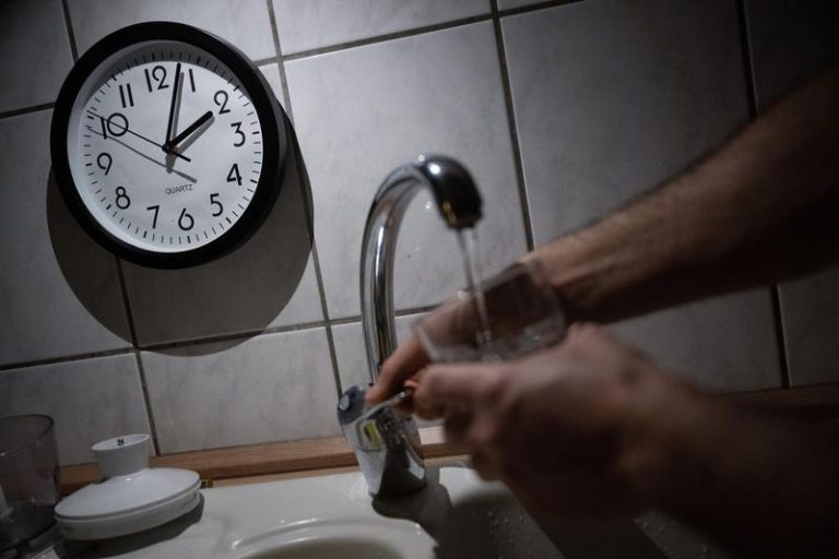 Imagine despre consumul apei interzis - Top10stiri.ro