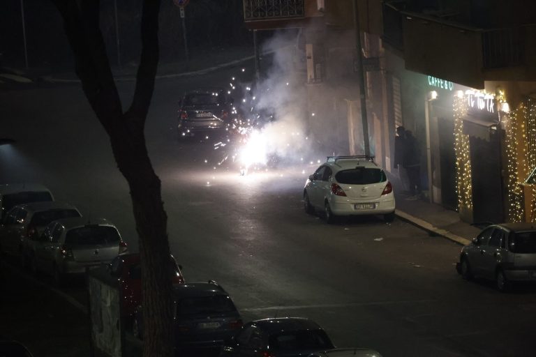 adolescent român stare - Imagine ilustrativă