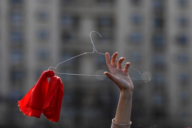 Vizual pentru trăiesc femeile stradă pe Top10stiri.ro